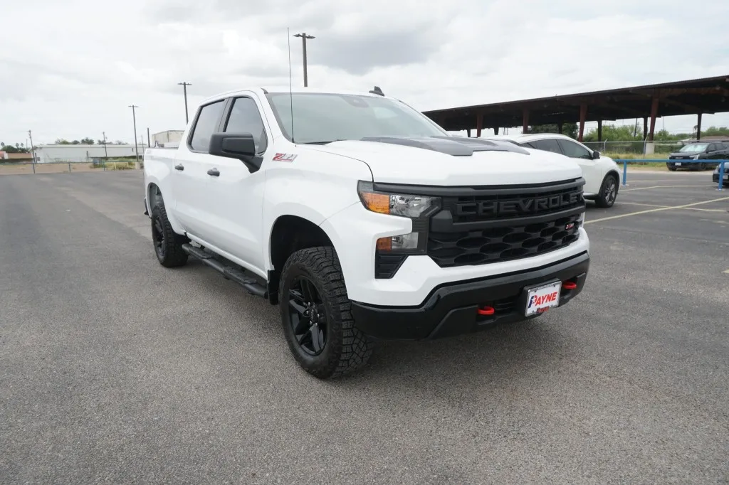 2024 Chevrolet Silverado 1500 Custom Trail Boss