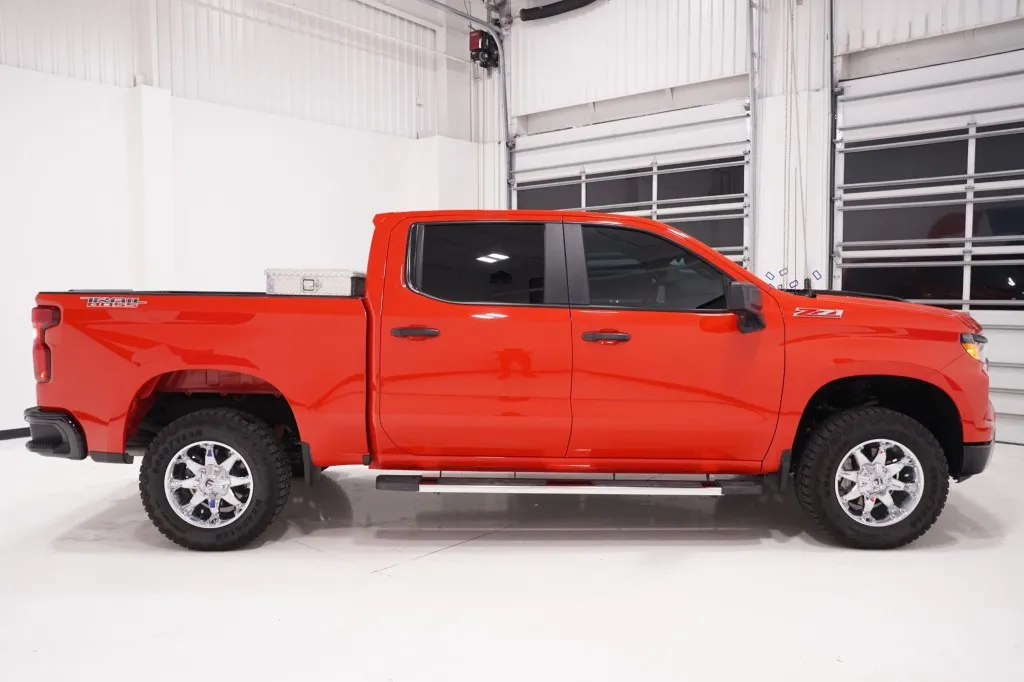 2024 Chevrolet Silverado 1500 Custom Trail Boss