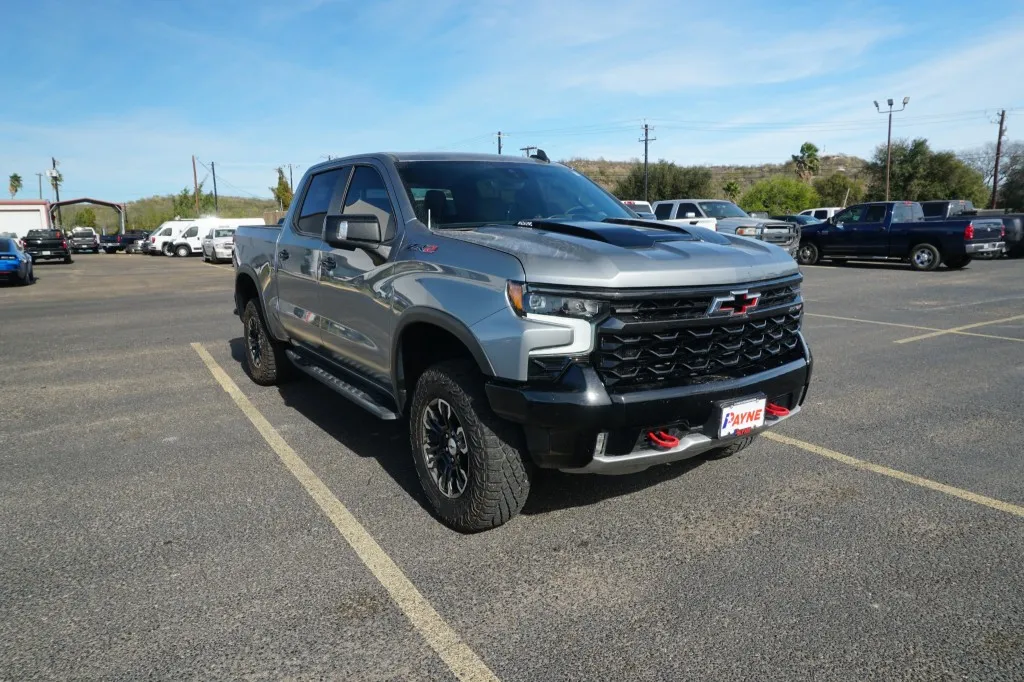 2024 Chevrolet Silverado 1500 ZR2