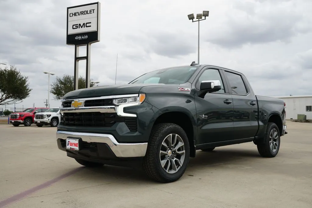 2026 Chevrolet Silverado 1500 LT