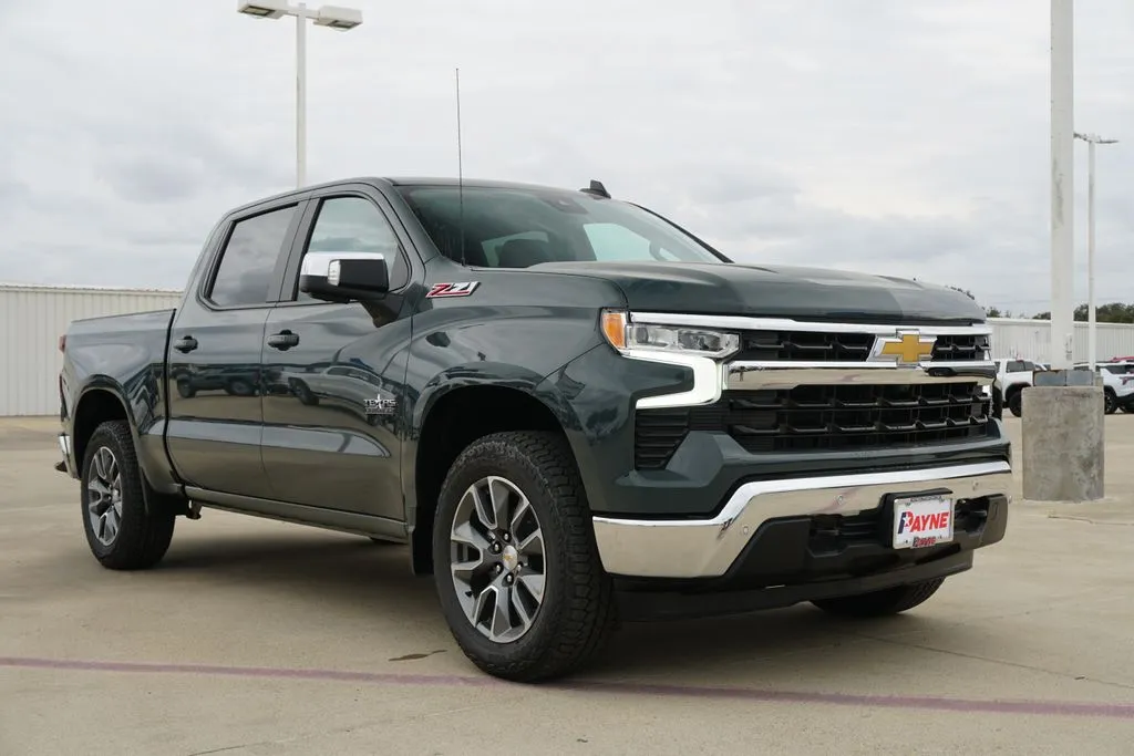 2026 Chevrolet Silverado 1500 LT