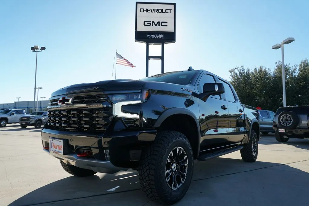 2026 Chevrolet Silverado 1500 ZR2