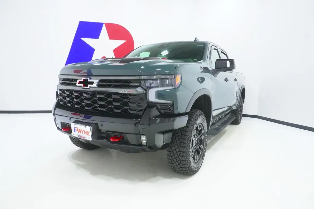 2025 Chevrolet Silverado 1500 ZR2 4X4 Crew Cab Short Box's photo