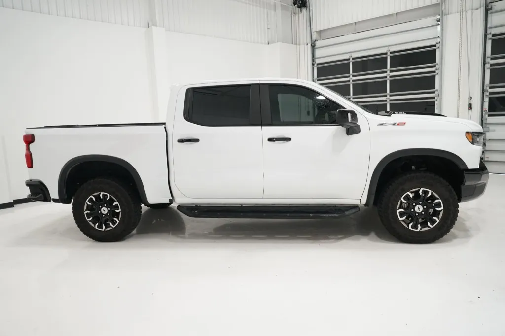 2025 Chevrolet Silverado 1500 ZR2