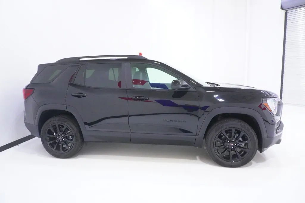 2027 GMC Terrain FWD Elevation