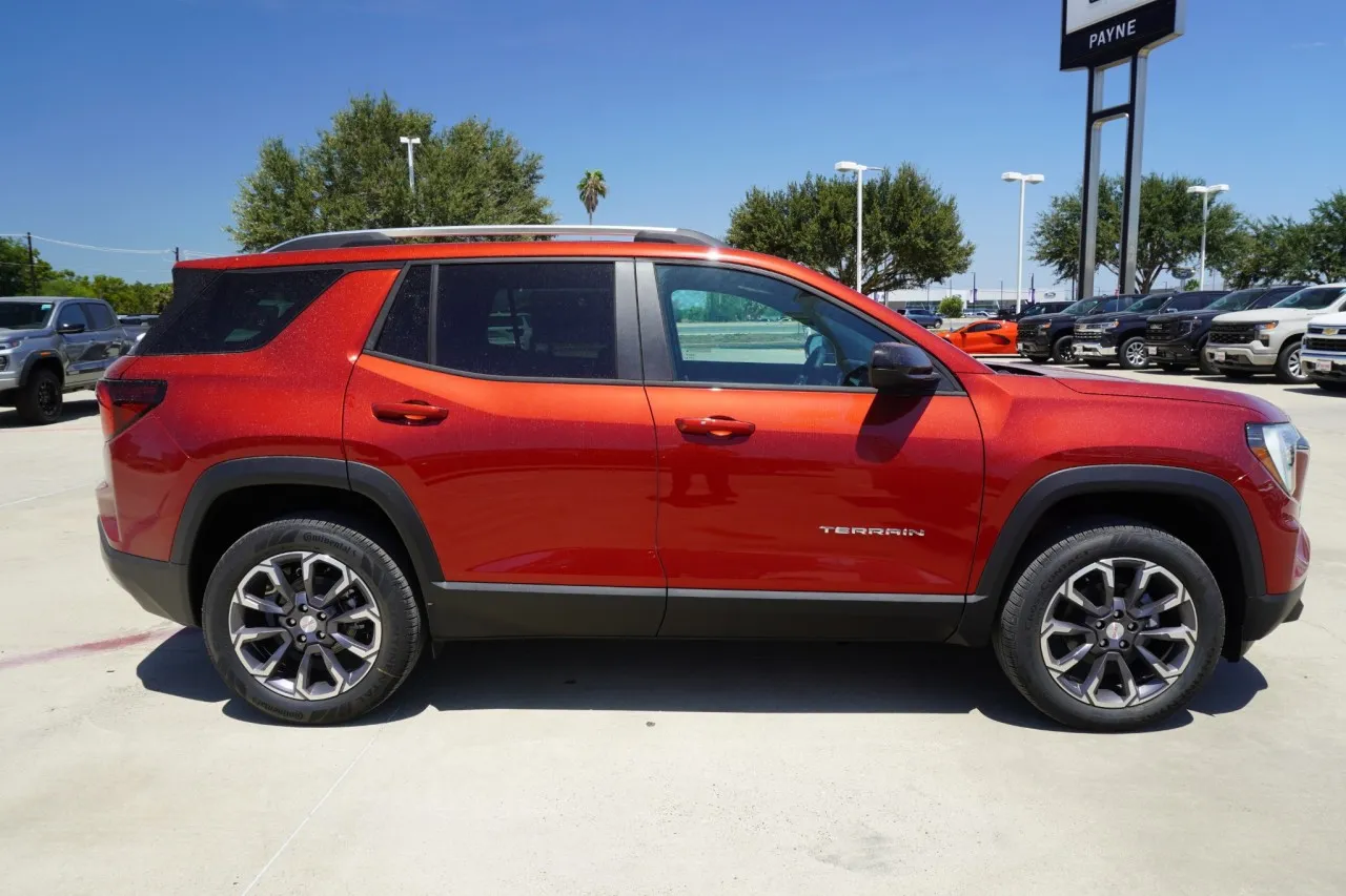 2027 GMC Terrain FWD Elevation