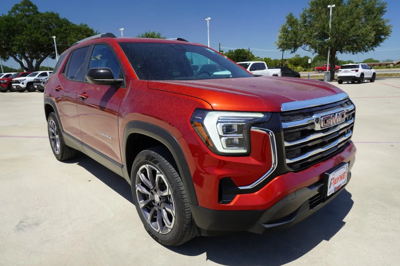 2027 GMC Terrain FWD Elevation