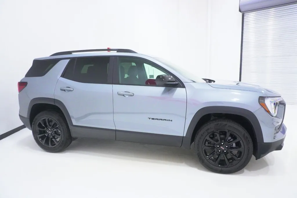 2027 GMC Terrain FWD Elevation