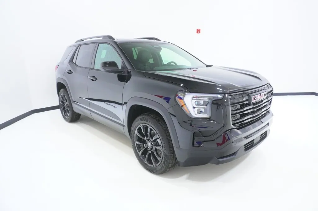 2027 GMC Terrain FWD Elevation