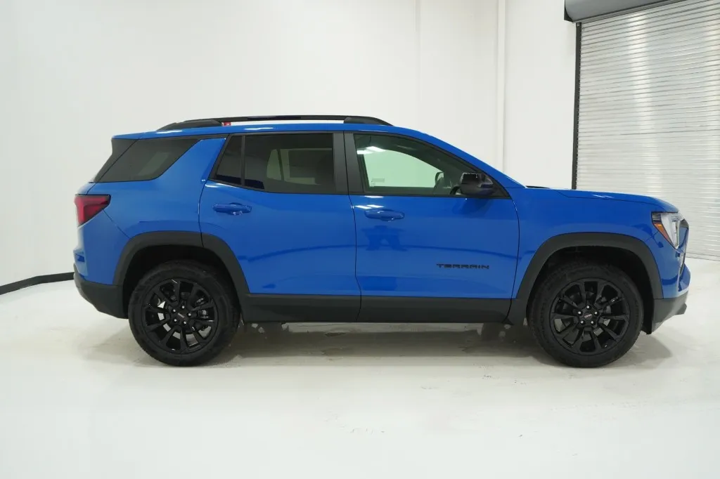 2027 GMC Terrain FWD Elevation