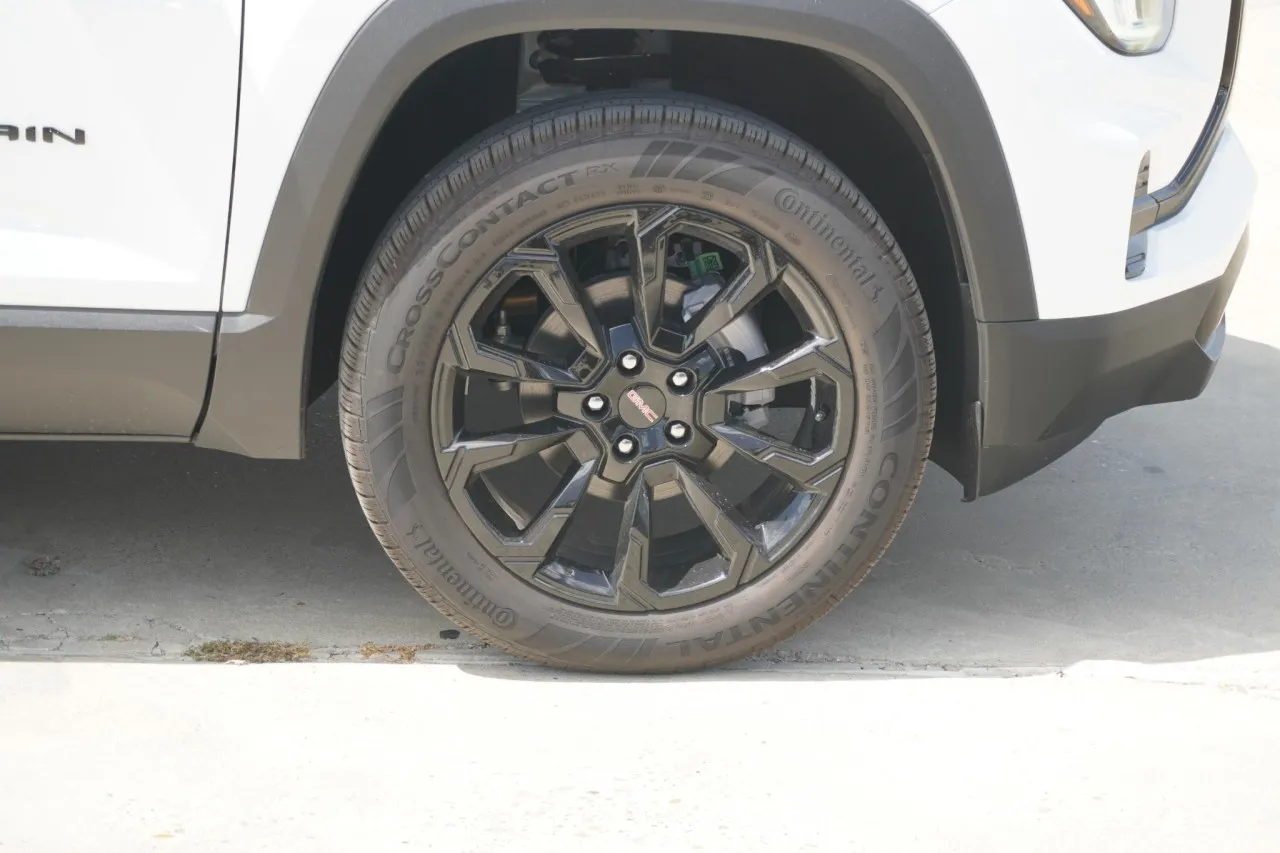 2027 GMC Terrain FWD Elevation