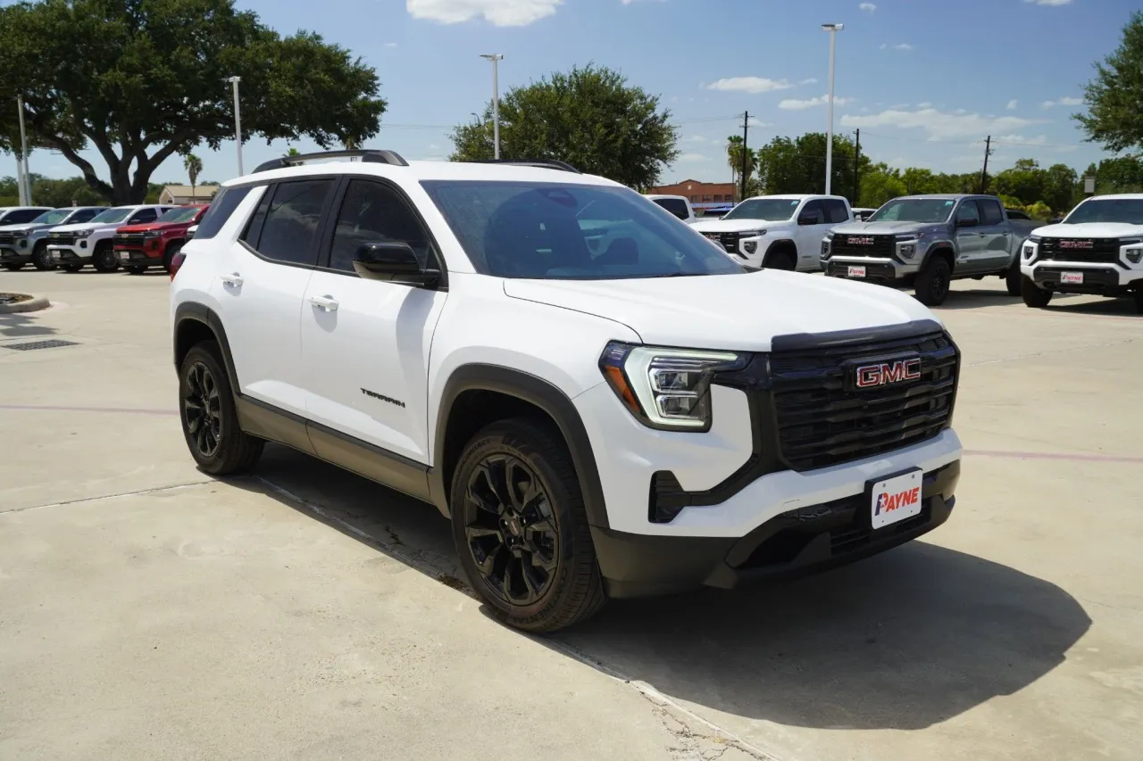 2027 GMC Terrain FWD Elevation