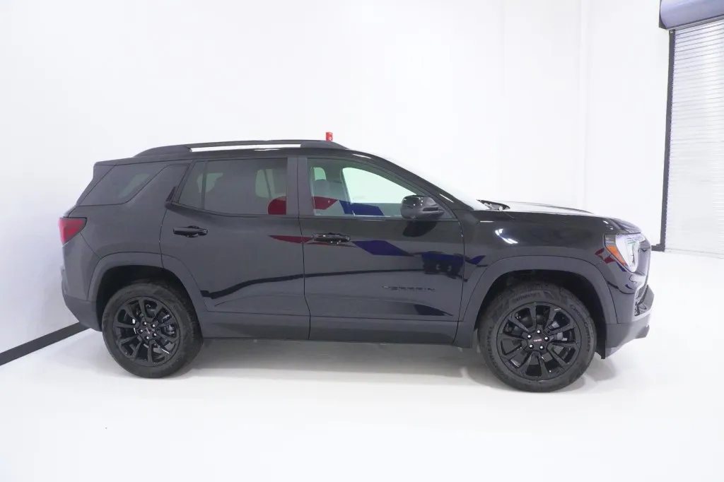 2027 GMC Terrain FWD Elevation