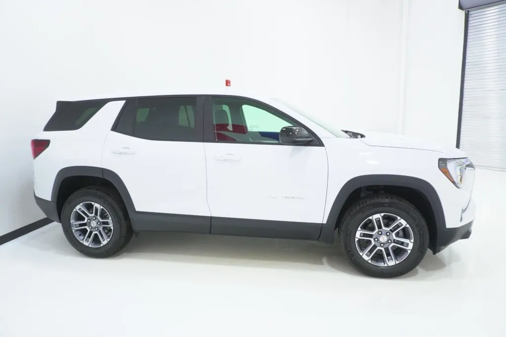 2027 GMC Terrain FWD Elevation