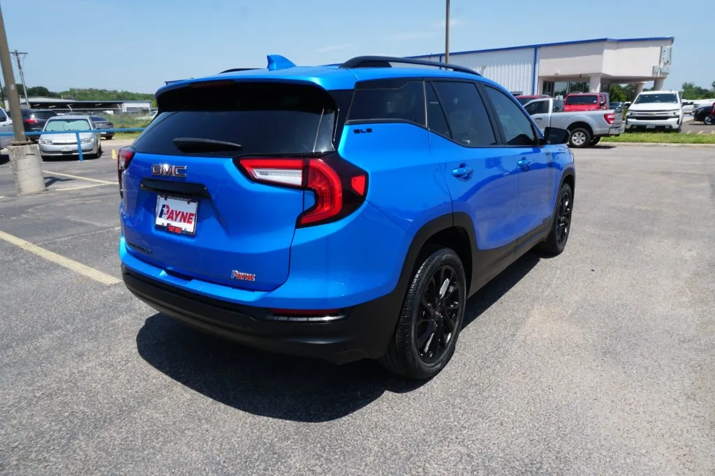 2024 GMC Terrain SLE