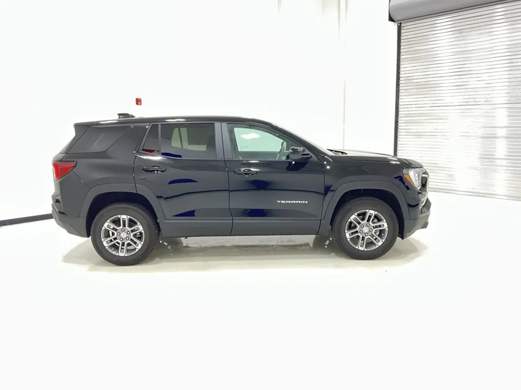 2026 GMC Terrain FWD Elevation