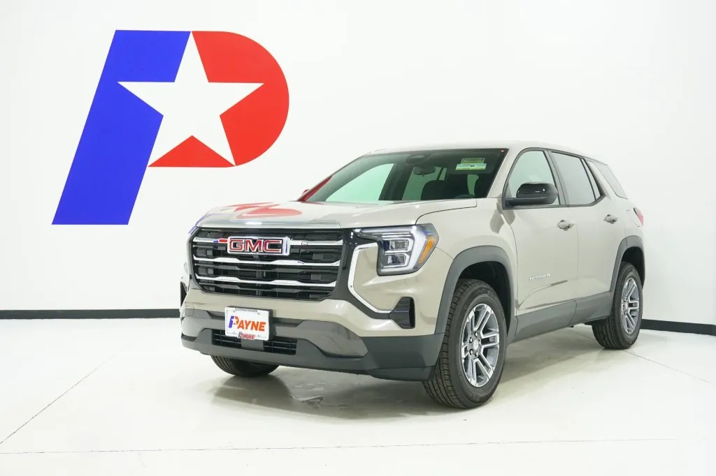 2026 GMC Terrain Elevation's photo