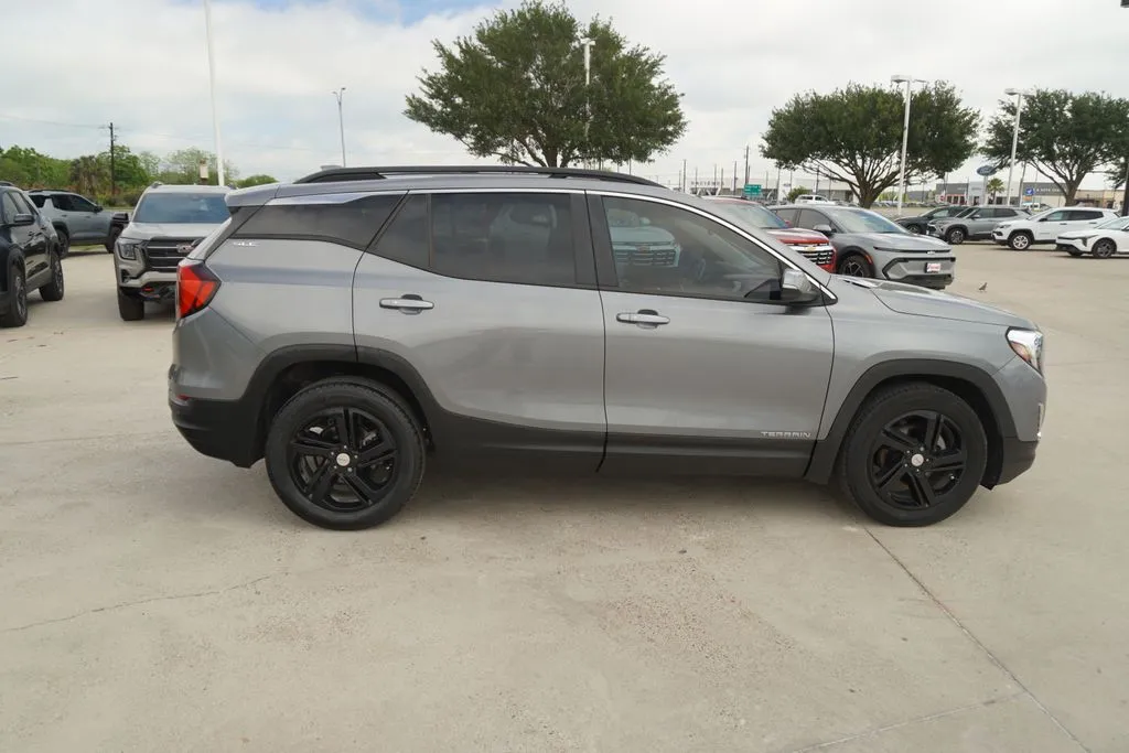 2021 GMC Terrain SLE