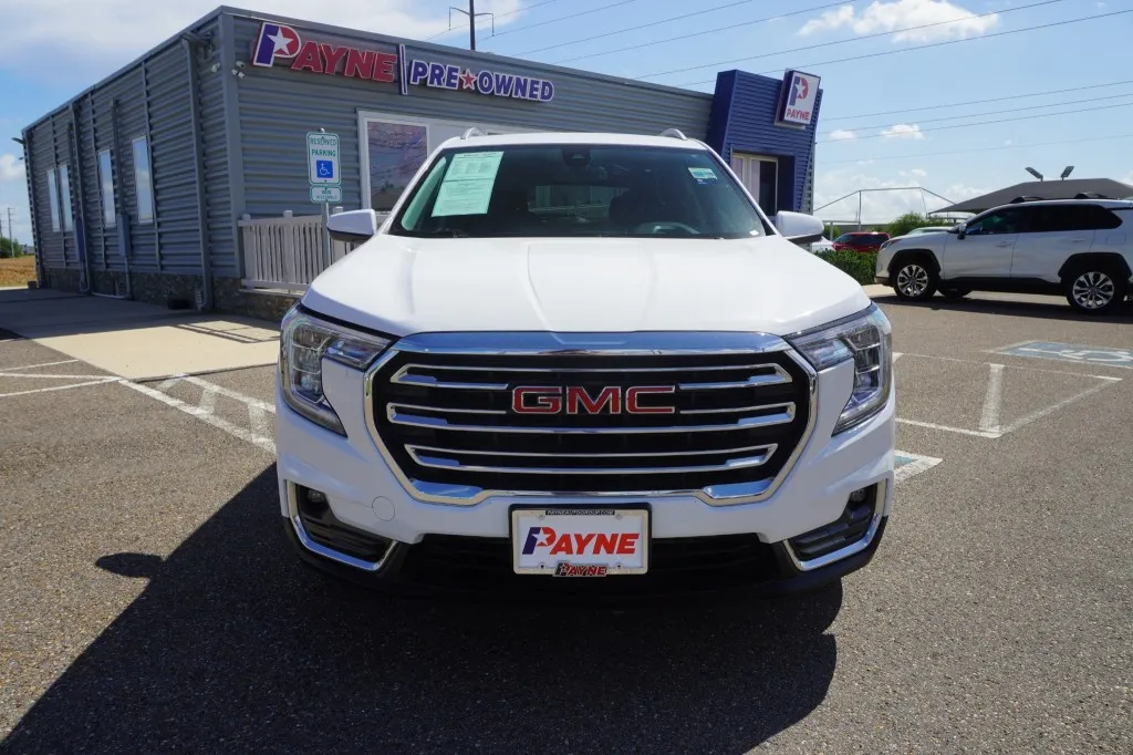 2024 GMC Terrain SLT