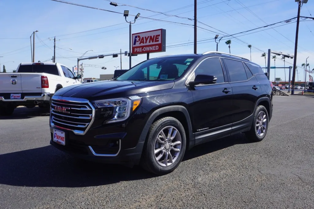2022 GMC Terrain SLT