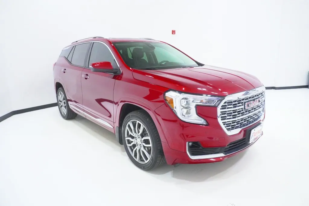 2023 GMC Terrain Denali