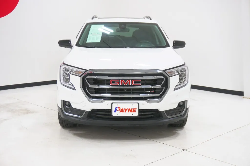 2024 GMC Terrain AT4