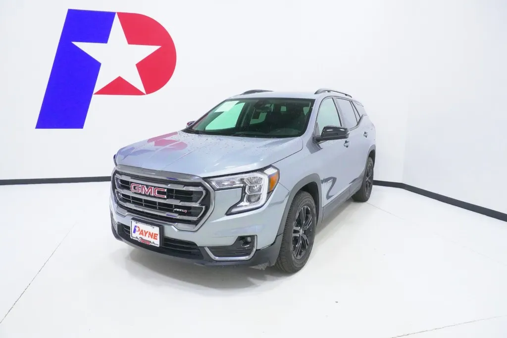 2024 GMC Terrain AT4