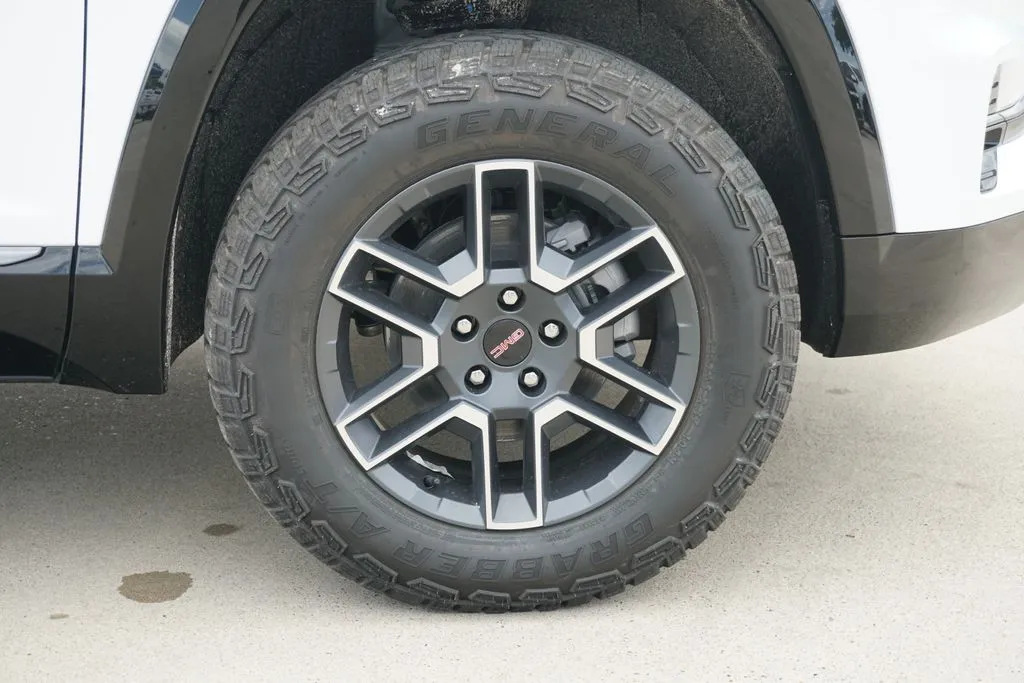 2026 GMC Terrain AWD AT4