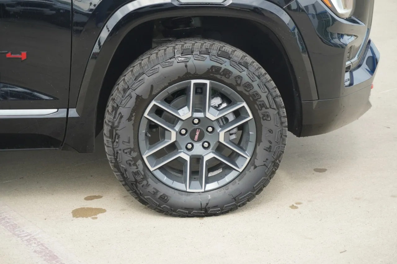 2027 GMC Terrain AWD AT4