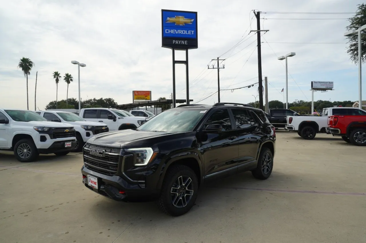 2027 GMC Terrain AWD AT4