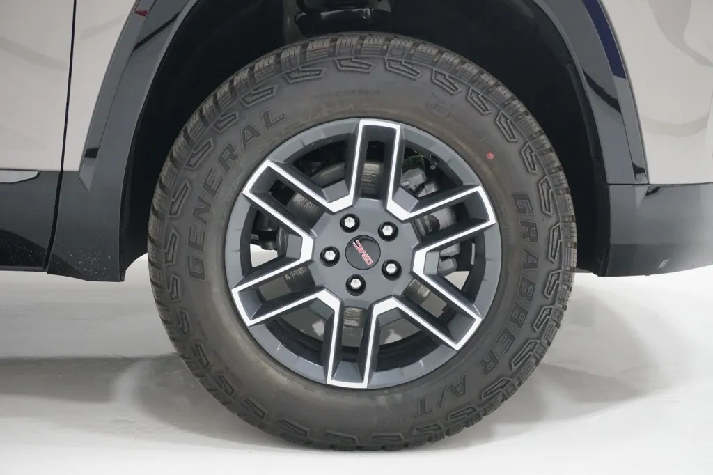 2026 GMC Terrain AWD AT4