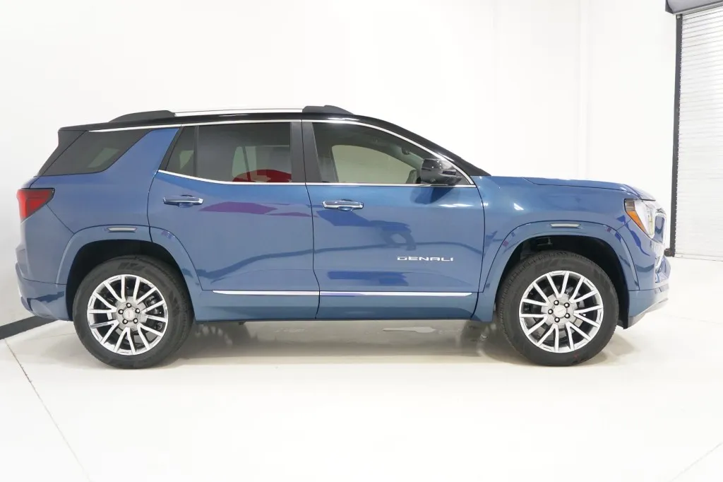 2026 GMC Terrain AWD Denali