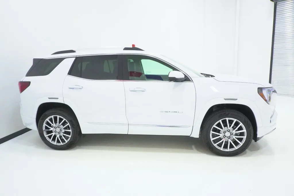 2026 GMC Terrain AWD Denali