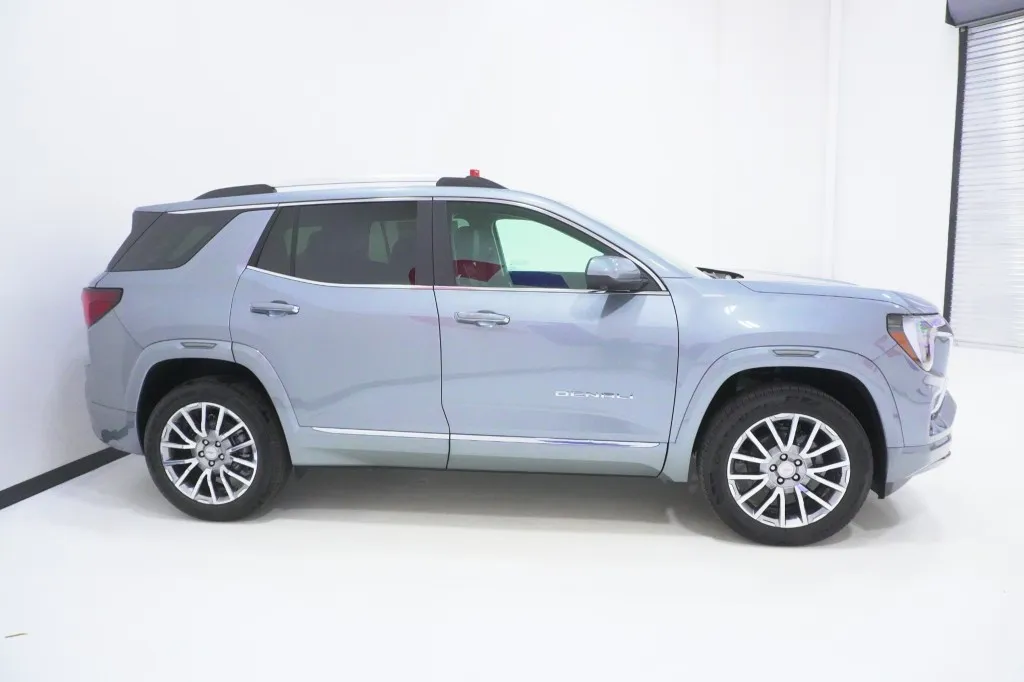 2027 GMC Terrain AWD Denali