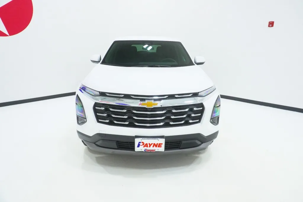 2027 Chevrolet Equinox FWD LT