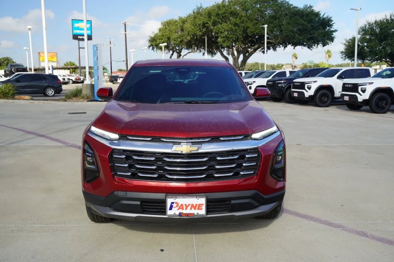 2027 Chevrolet Equinox FWD LT