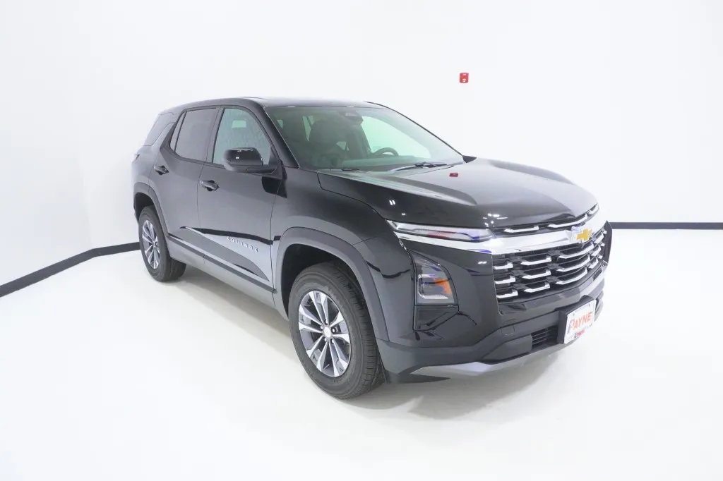 2027 Chevrolet Equinox FWD LT