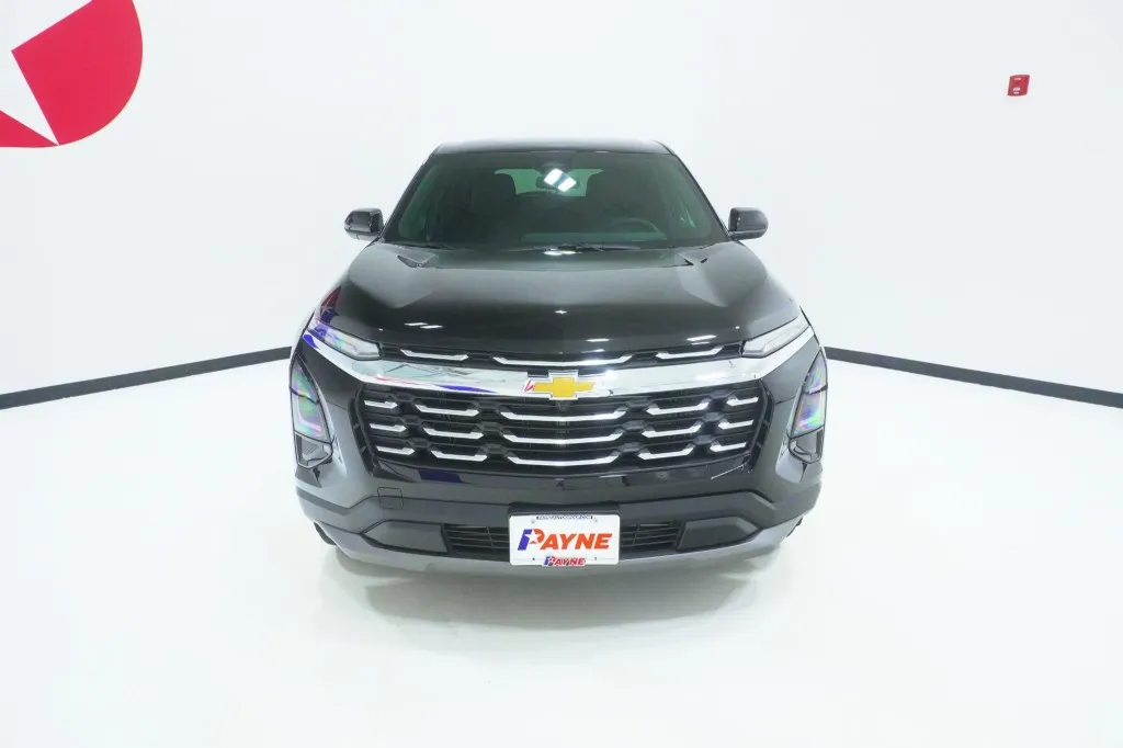 2027 Chevrolet Equinox FWD LT