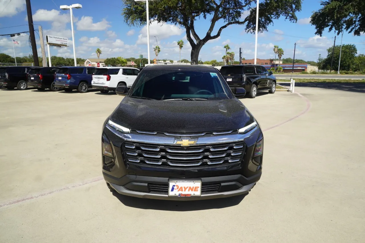 2027 Chevrolet Equinox FWD LT