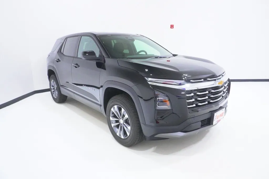 2027 Chevrolet Equinox FWD LT