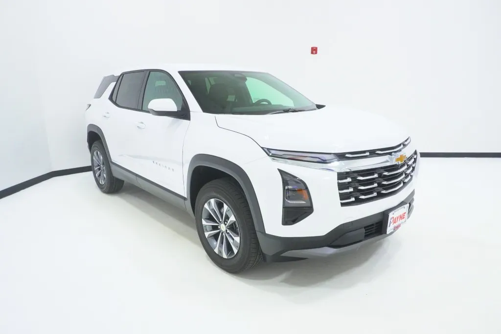 2027 Chevrolet Equinox FWD LT