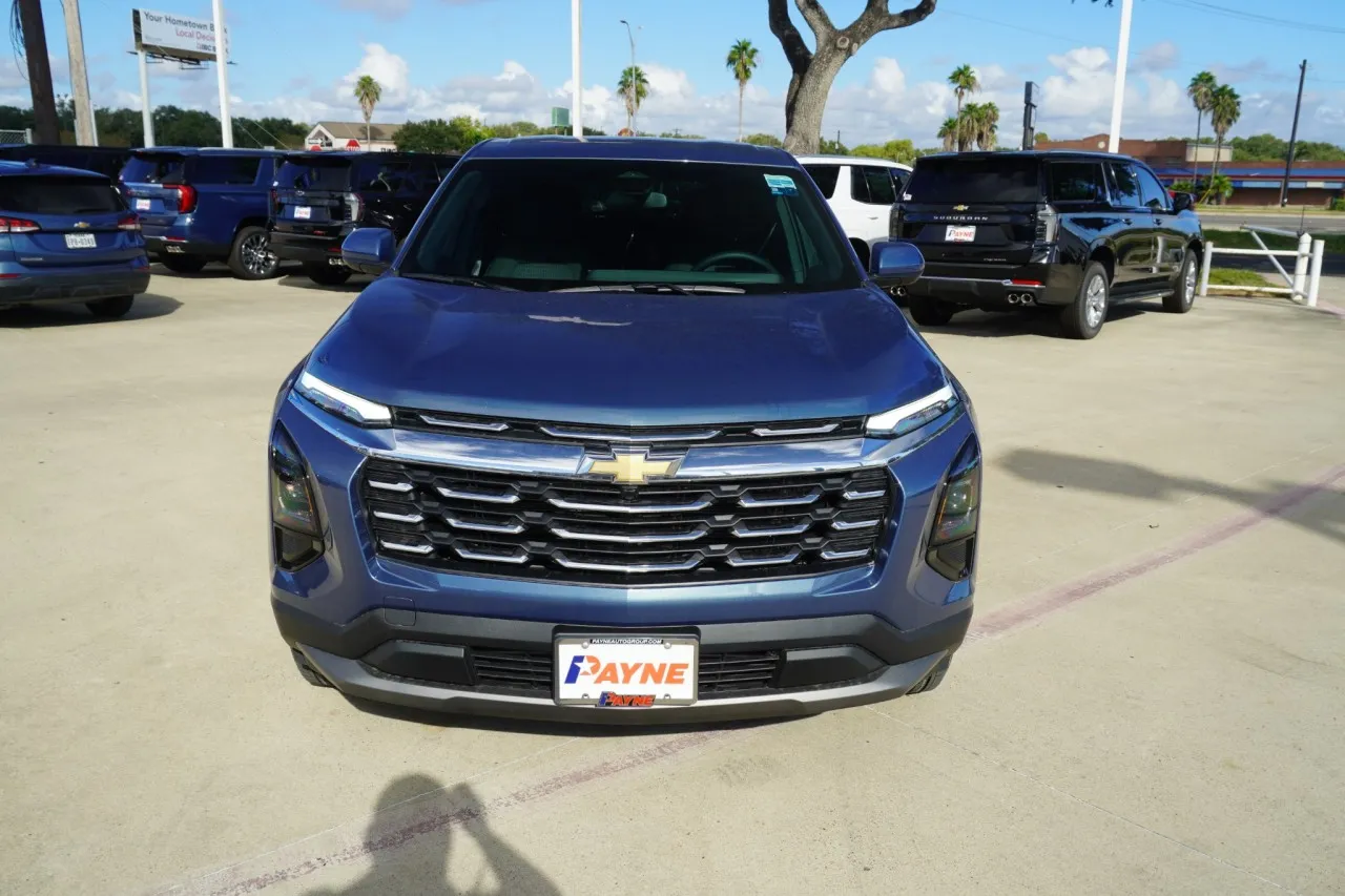 2027 Chevrolet Equinox FWD LT