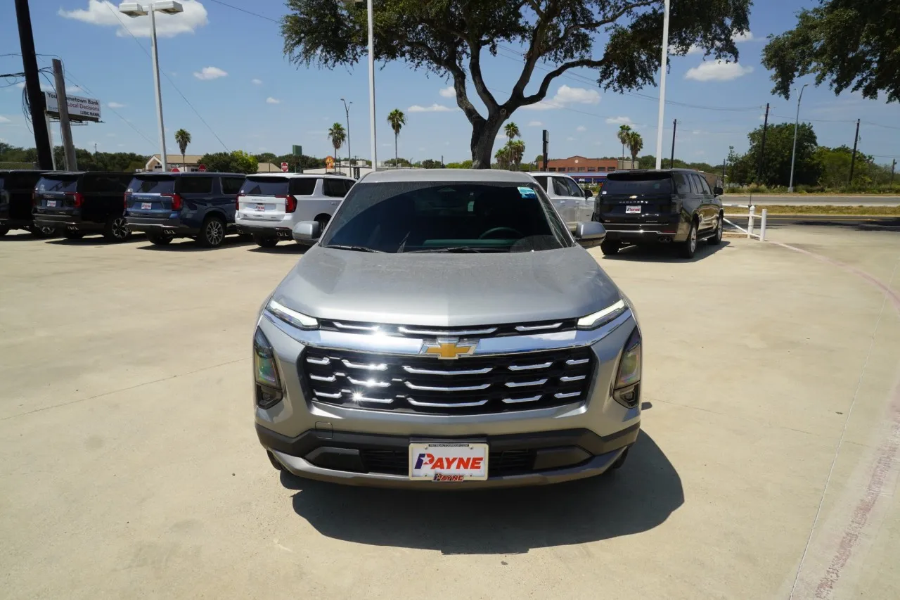 2027 Chevrolet Equinox FWD LT