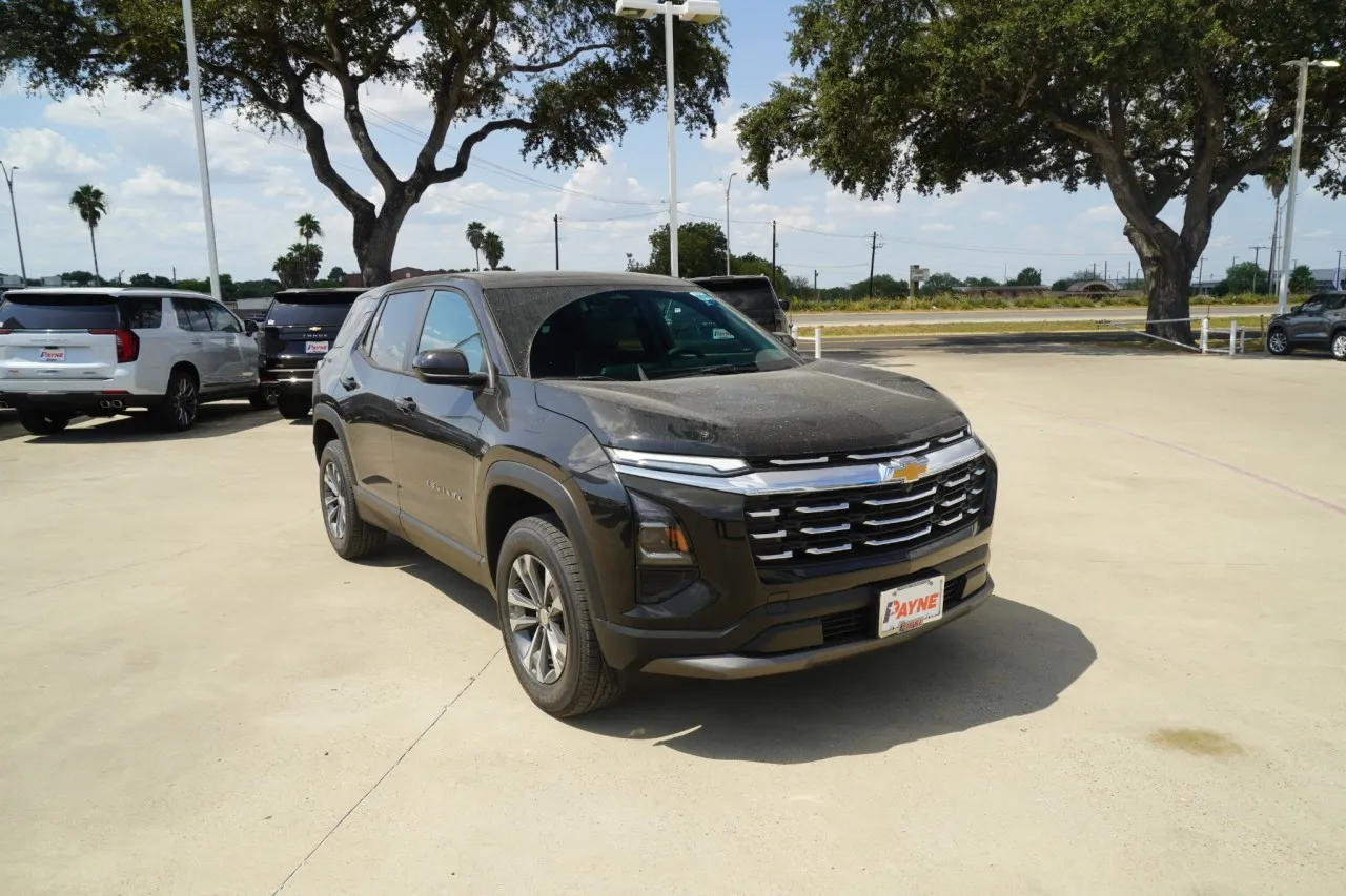 2027 Chevrolet Equinox FWD LT
