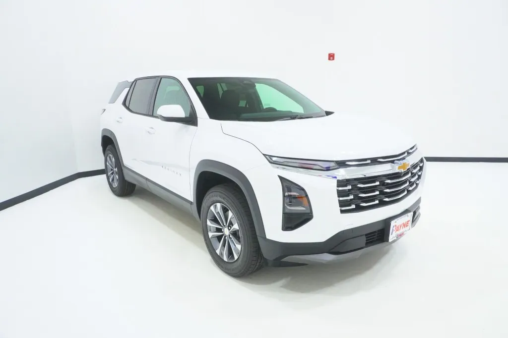 2027 Chevrolet Equinox FWD LT