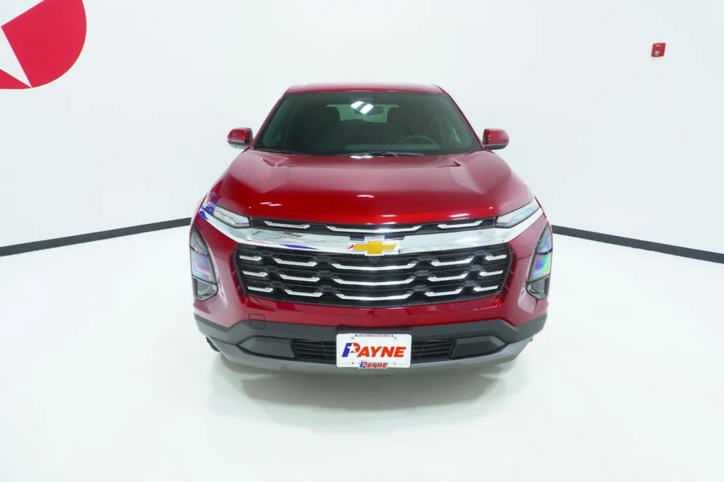2027 Chevrolet Equinox FWD LT