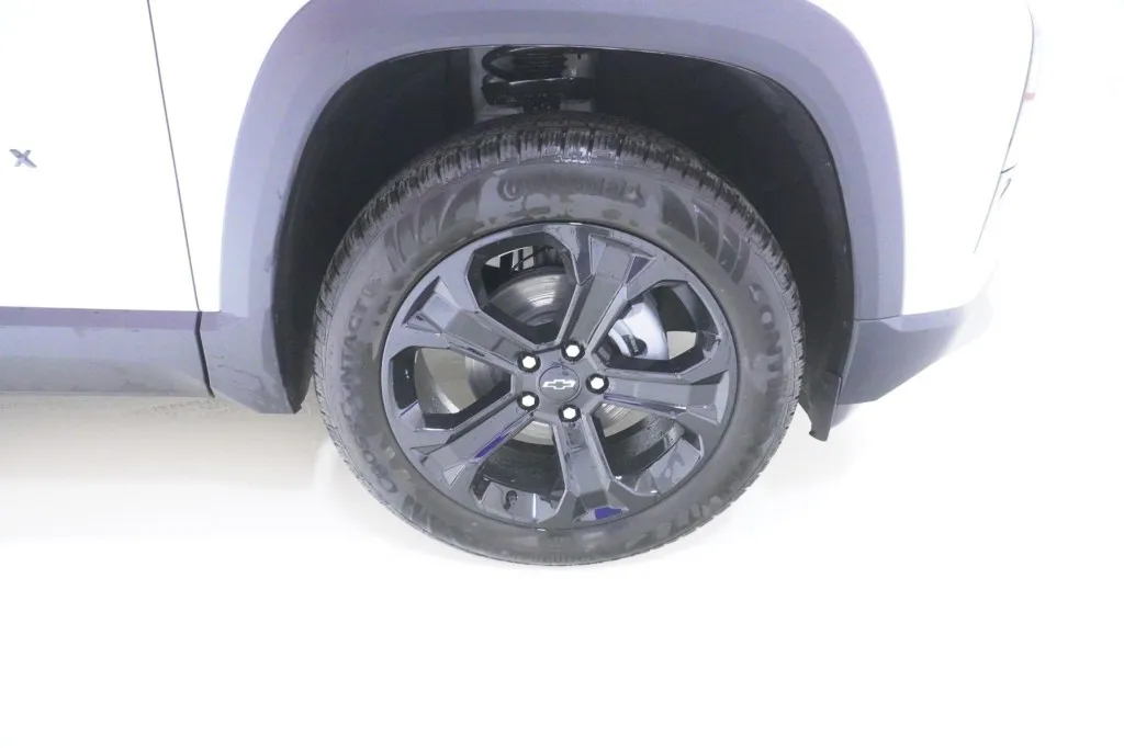 2027 Chevrolet Equinox FWD LT