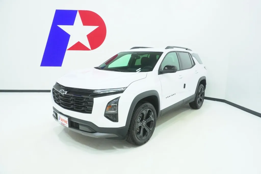 2027 Chevrolet Equinox FWD LT