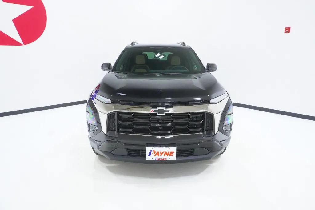 2027 Chevrolet Equinox FWD ACTIV