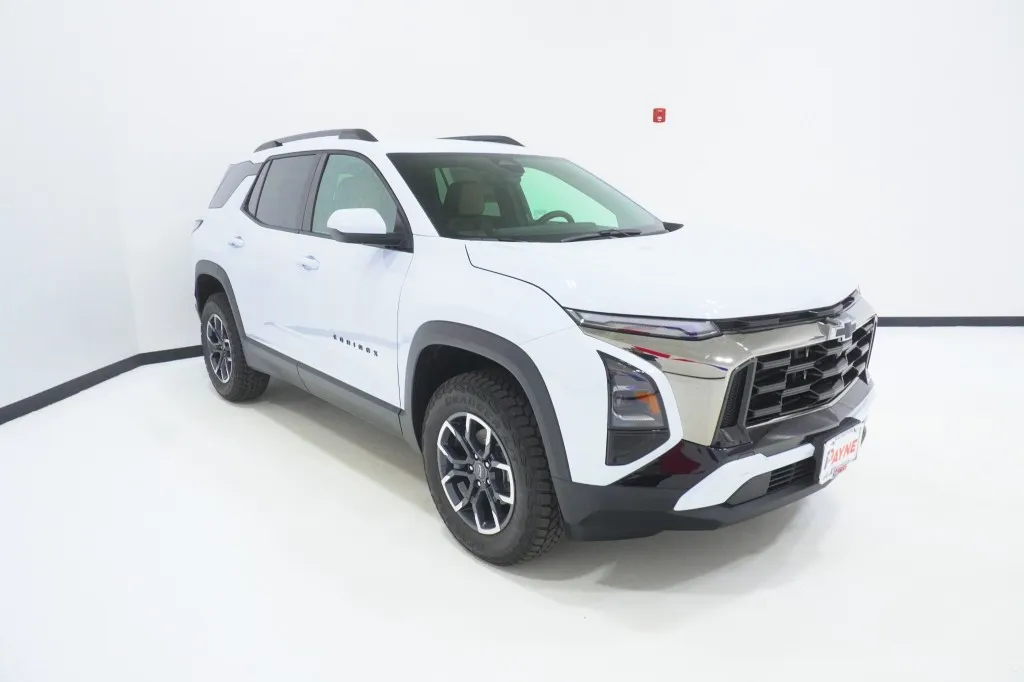 2027 Chevrolet Equinox FWD ACTIV